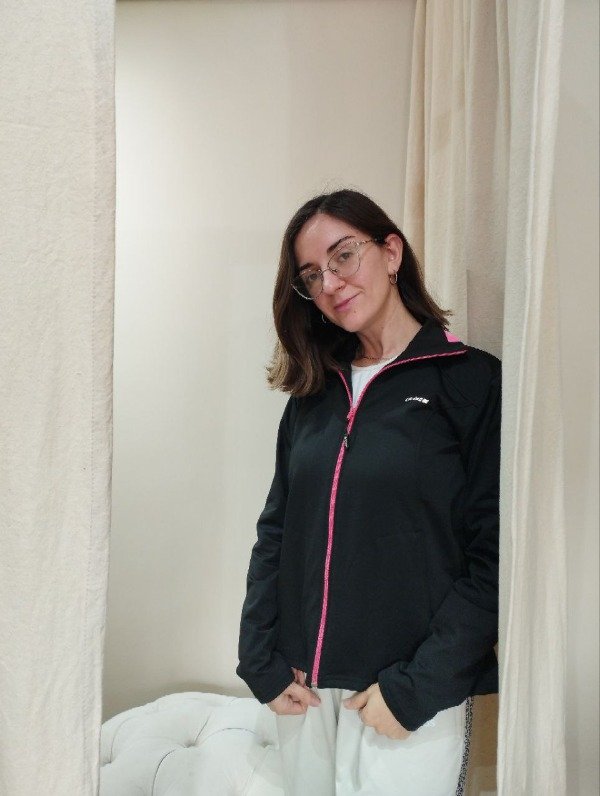 Producto - Campera termica negra con fucsia FG