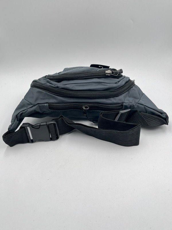 Producto - Riñonera gris - 1