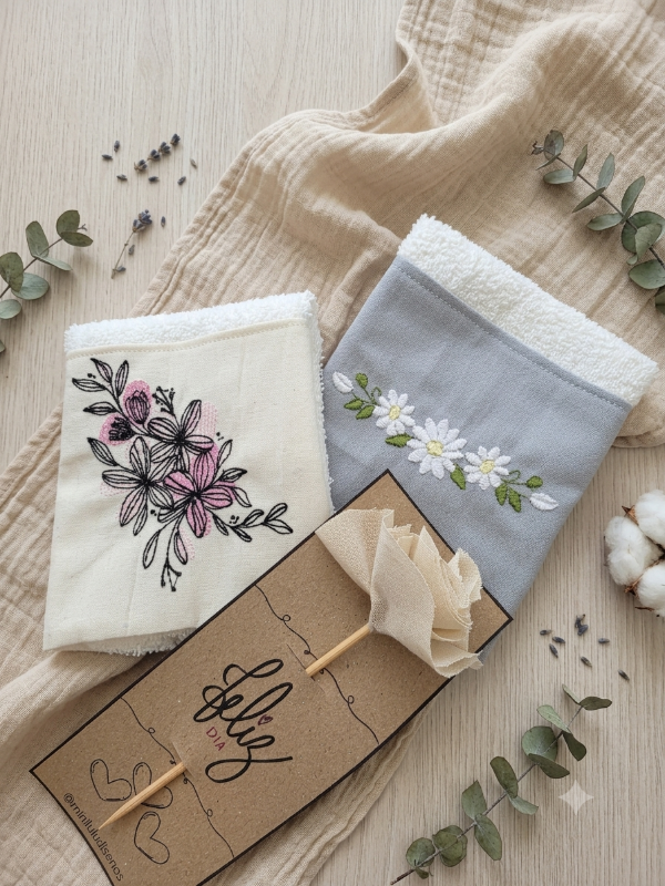 Producto - Toallita bordada + flor de tela - 0