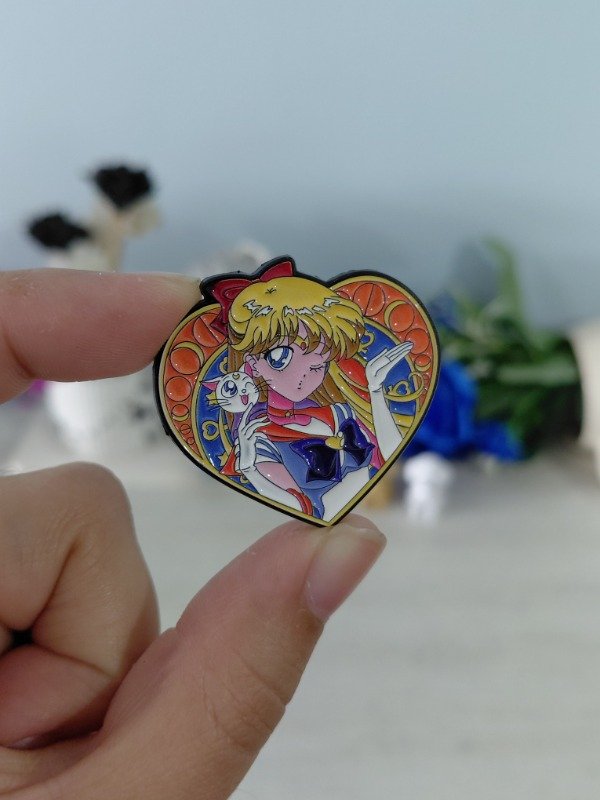 Producto - Pin metalizado - Sailor Moon #1485
