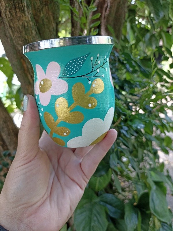 Producto - Mate camionero de algarrobo con virola de acero verde esmeralda - 1