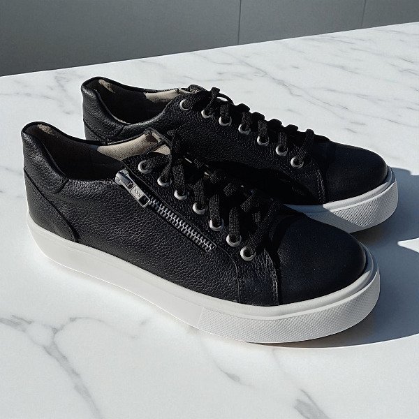 Producto - Zapatilla de Cuero Vacuno Negro - Modelo 616