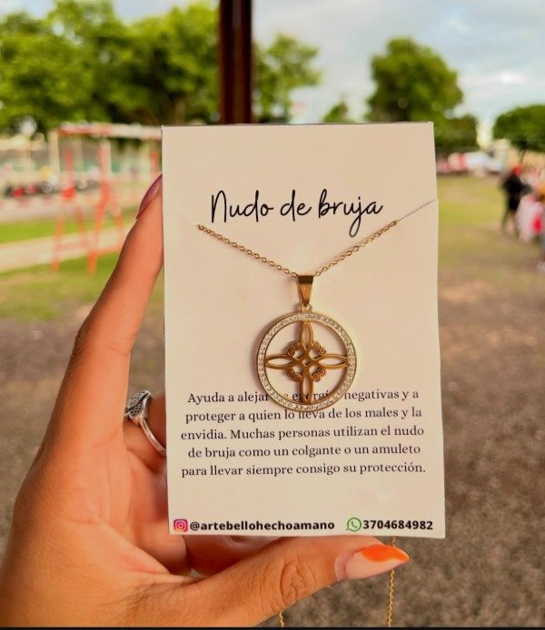 Producto - Collar Nudo de Bruja - Dorado