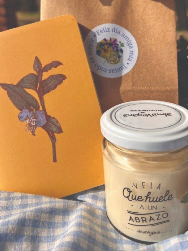 Producto - Combo libreta Botánica + vela a elección