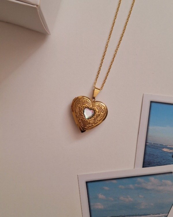 Producto - Relicario Alba Dorado