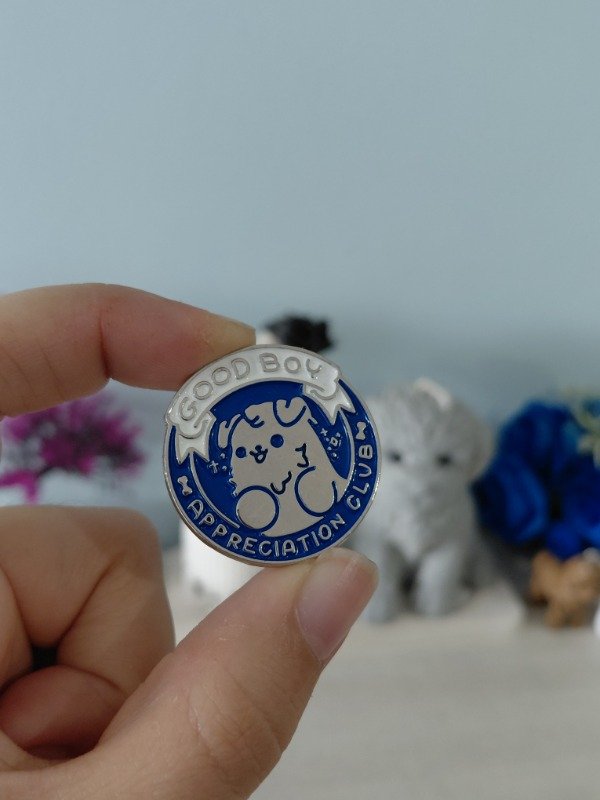 Producto - Pin metalizado - Good boy appreciation club #2018