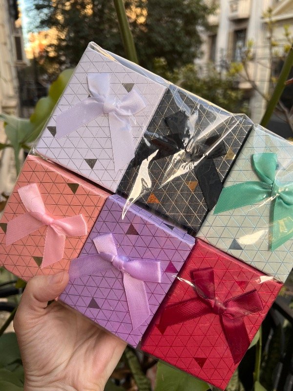 Producto - 6 estuches para conjuntos y anillo