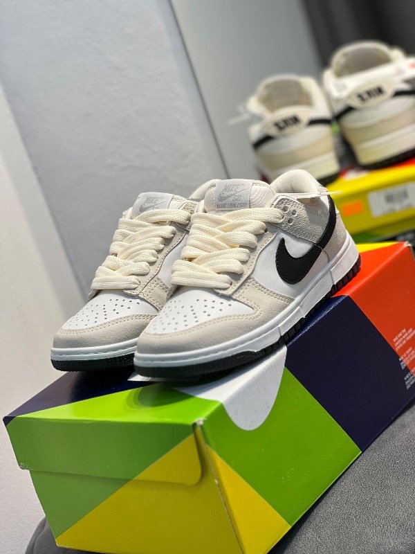 Producto - NIKE SB DUNK CREAM - 3