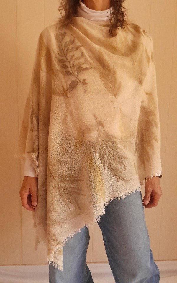 Producto - Poncho estampa botanica. Ultimos - 0