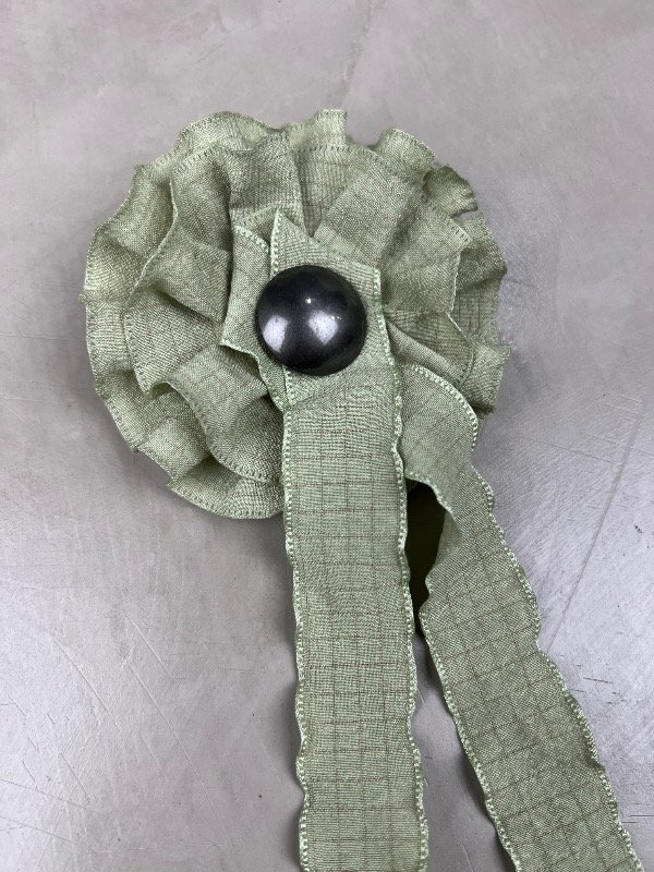 Producto - Smoot Olive Rosette Brooch - 1