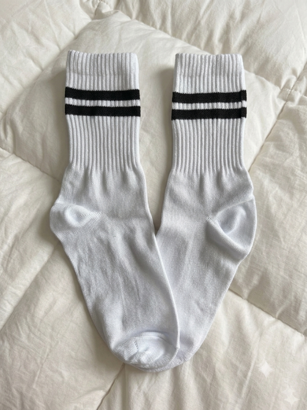 Producto - Blanca raya negra CLASICAS