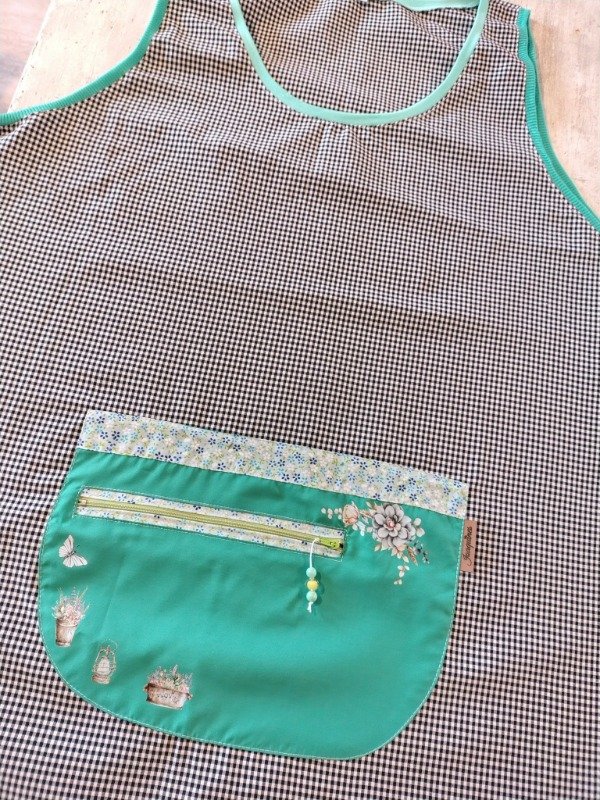 Producto - Delantal cuadrille estampa combinación verde
