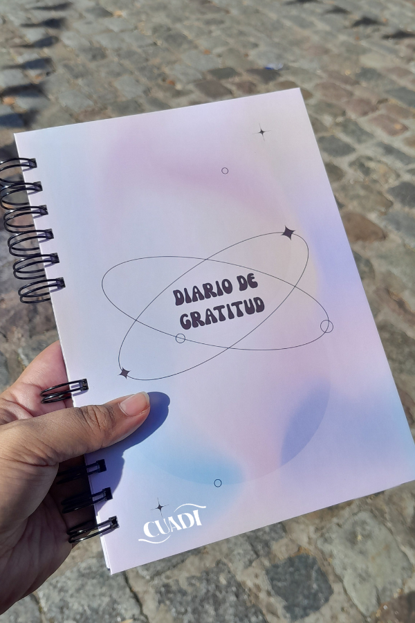 Producto - DIARIO DE GRATITUD- Colores degrade (x 6 meses o un año)