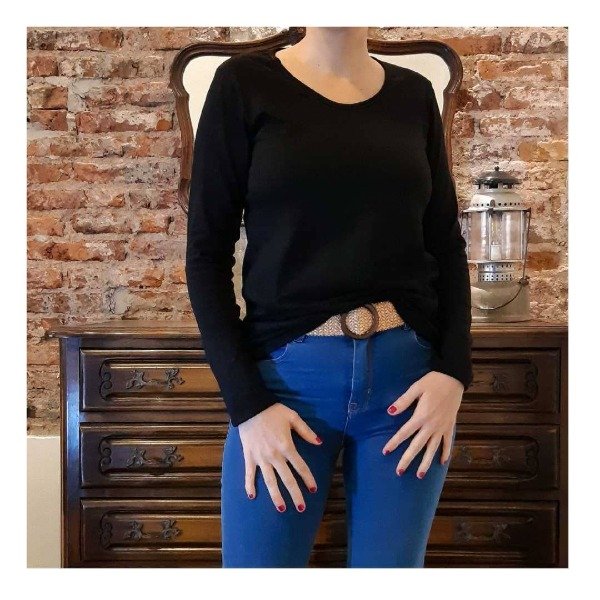 Producto - MANGA LARGA SIN VOLADO