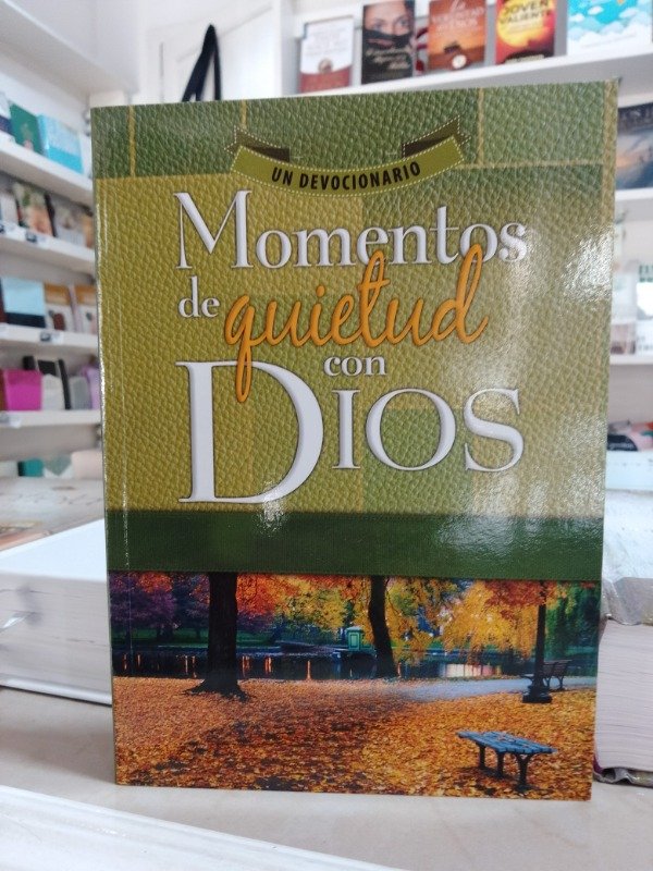 Producto - MOMENTOS DE QUIETUD CON DIOS