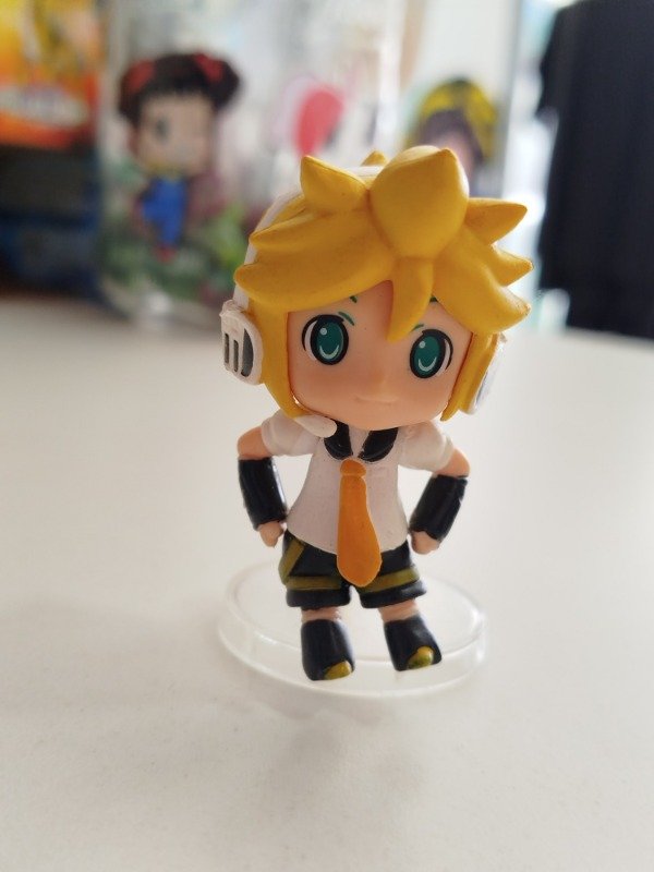 Producto - FIGURA CHIBI LEN KAGAMINE 7CM - VOCALOID