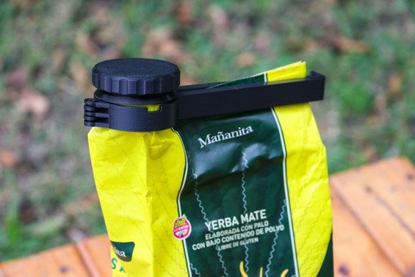 Producto - Cierra Bolsa con Tapa para Yerba