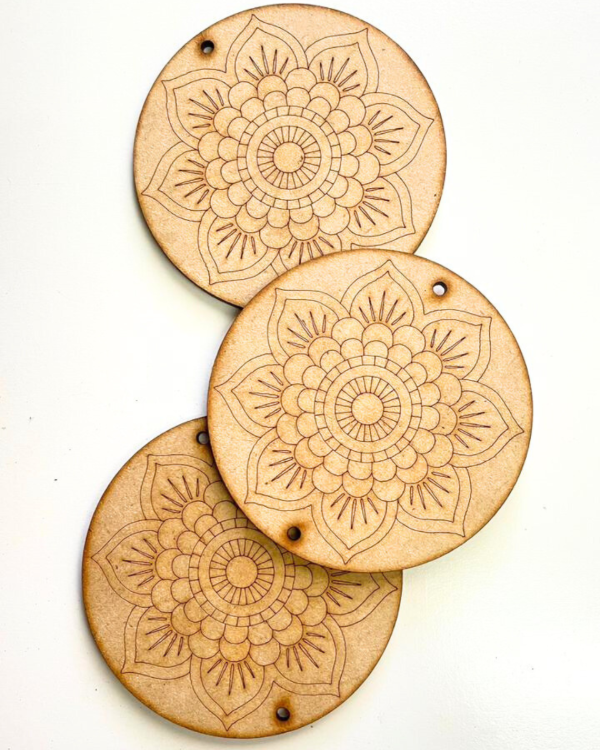 Producto - Mandala 8cm con aujeritos