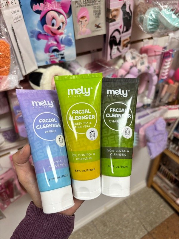 Producto - Gel de limpieza facial - Mely