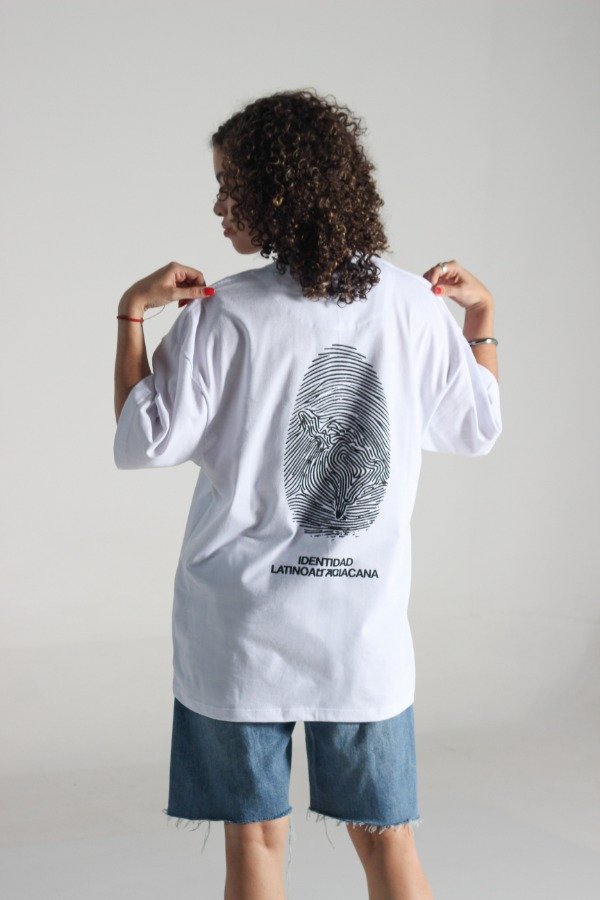 Producto - REMERA "IDENTIDAD LATINOAMERICANA"