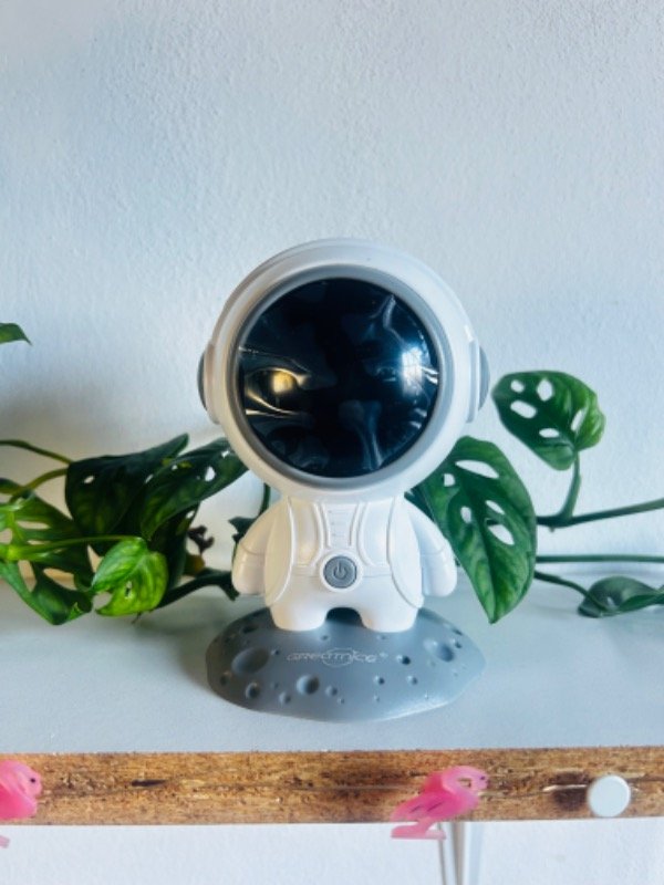 Producto - Parlante astronauta con luz - 1