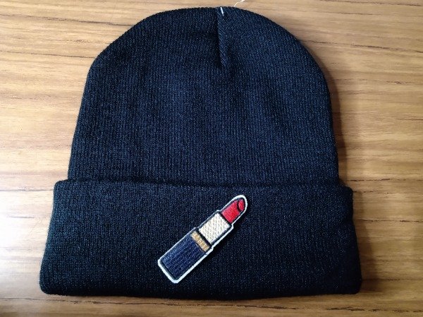 Producto - Gorro de Lana Beani Negro Labial Rojo