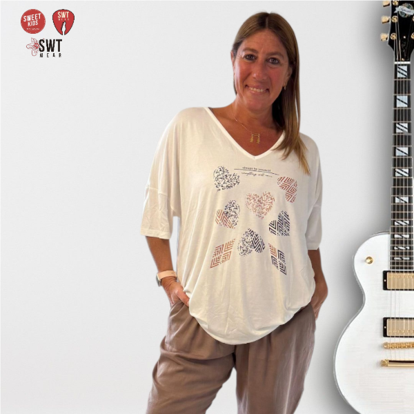 Producto - Remerón 3 Corazones y Rombos Escote V Talle 4 a 7