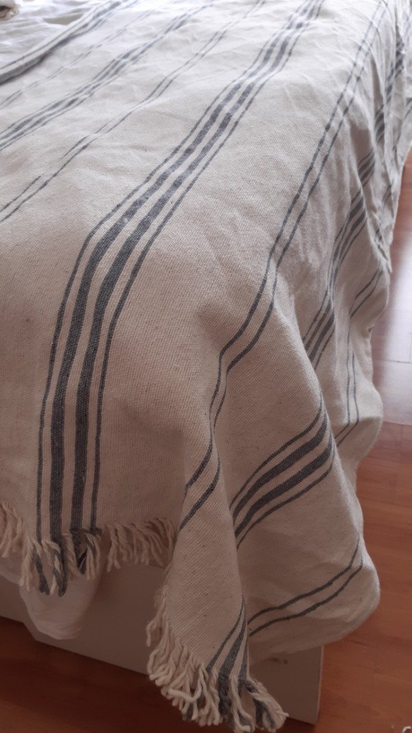 Producto - Manta/ alfombra tejida 2 x 2.40