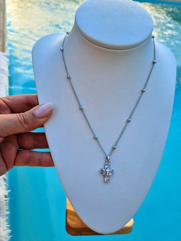 Producto - COLLAR AQ CON CRUZ CUBICS