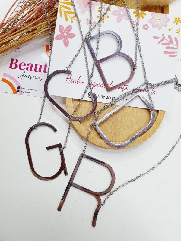 Producto - Collar Inicial Grande AQ