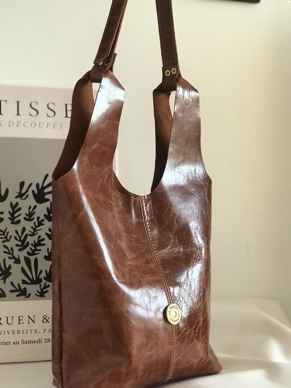 Producto - Cartera Flora Marrón Craquelado