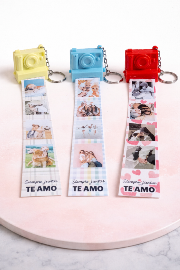 Producto - Llavero Cámara con tira de fotos - 1