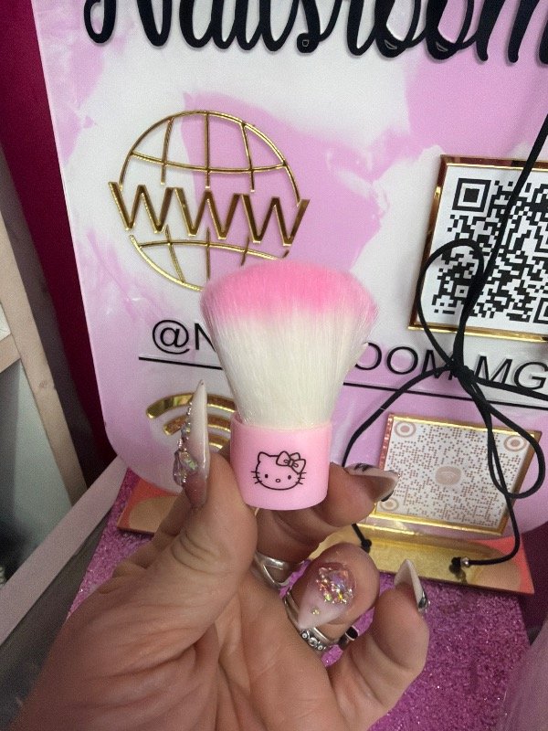 Producto - Mini brocha kitty para uñas o maquillaje