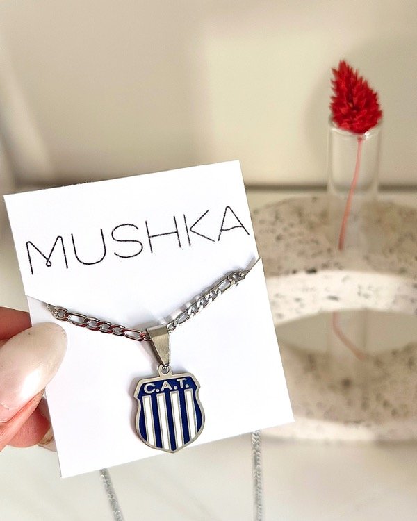 Producto - Cadena con dije escudo talleres
