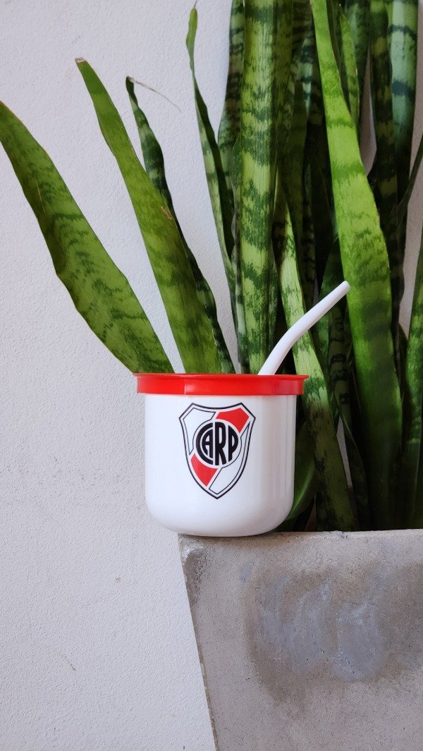 Producto - Mate antivuelco