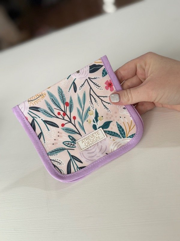 Producto - Mini estuche - rosas lilas