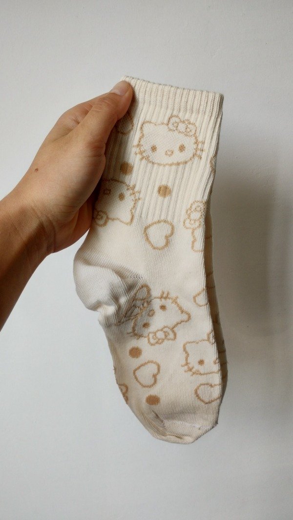 Producto - Tenis Kitty,crema