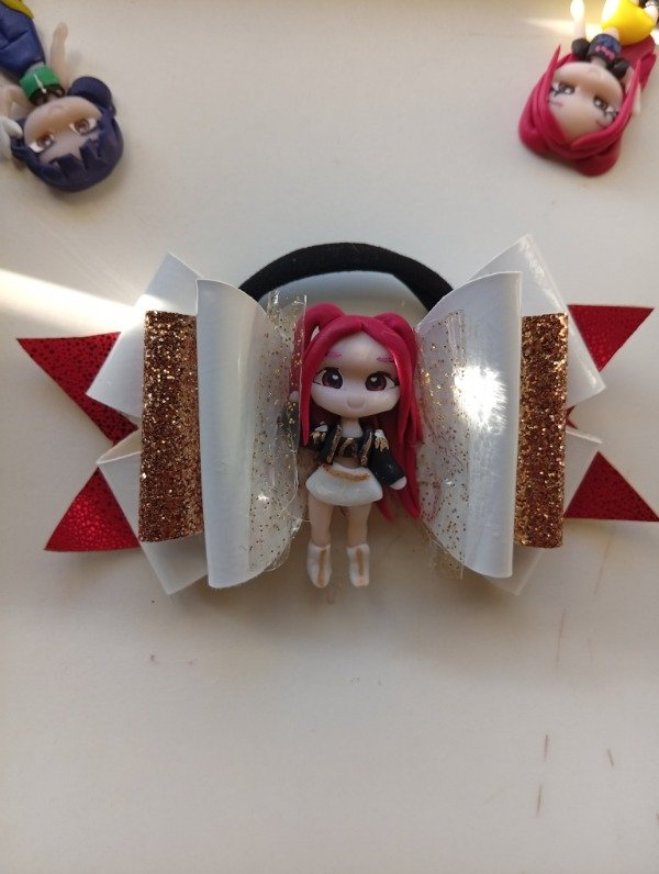 Producto - Guerreras Kpop, Mira dorada