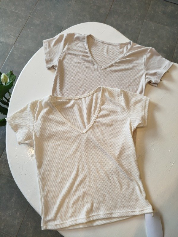 Producto - Básica escote en V