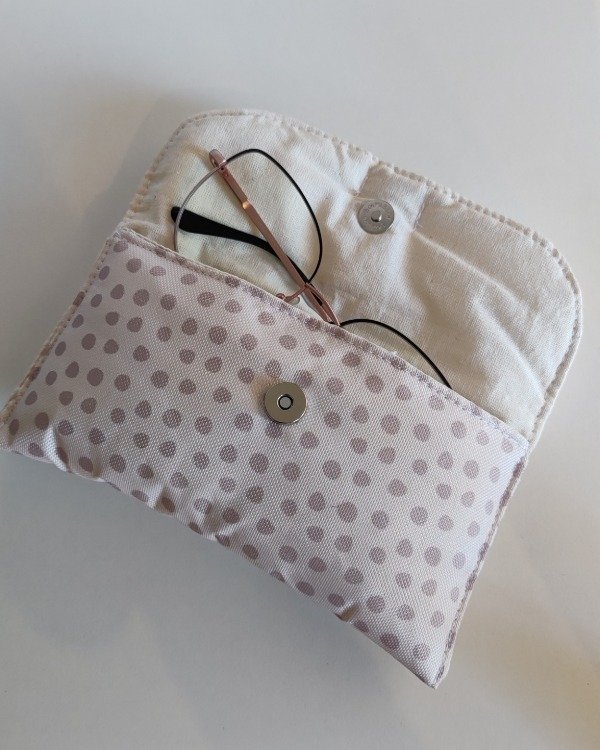 Producto - Estuche para anteojos - puntitos