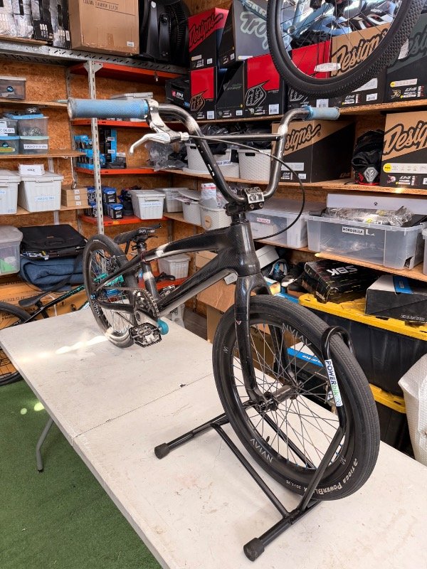 Producto - BICICLETA usada SPEEDCO CARBONO MEDIDA PRO E2500 - 1