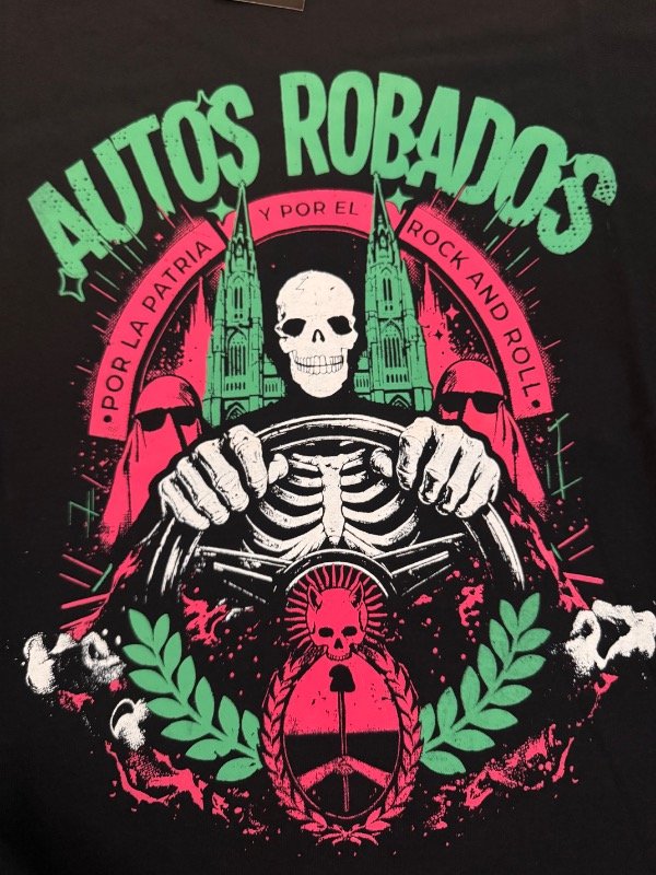 Producto - REMERA AUTOS ROBADOS ES FUEGO - 3