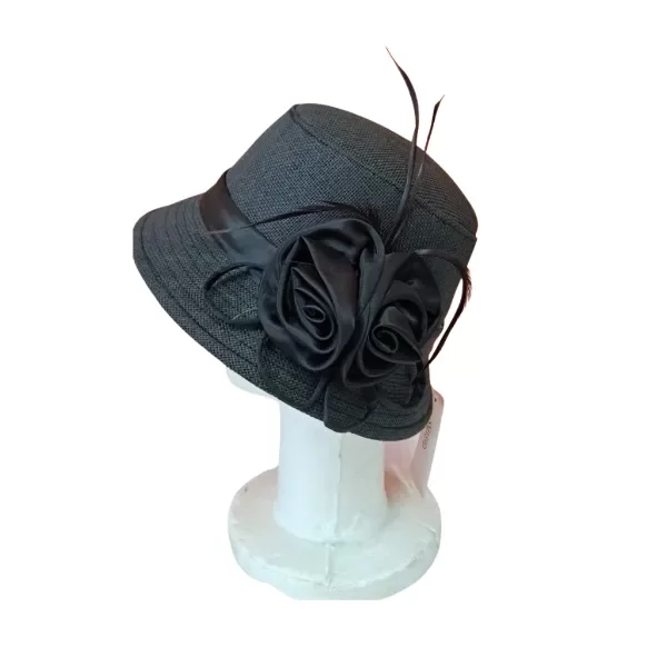 Producto - CAPELINA NEGRA CON APLIQUE