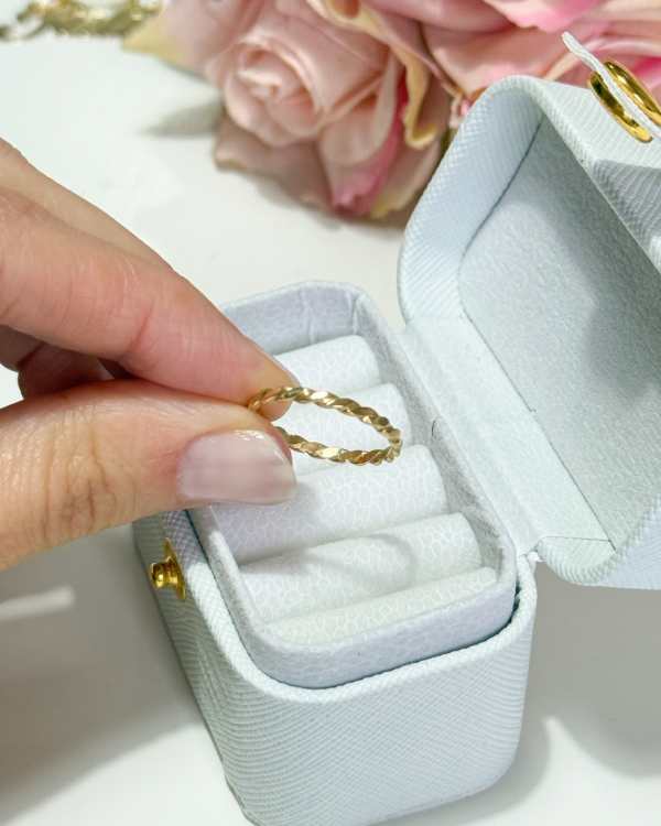 Producto - Anillo torzado Oro18k