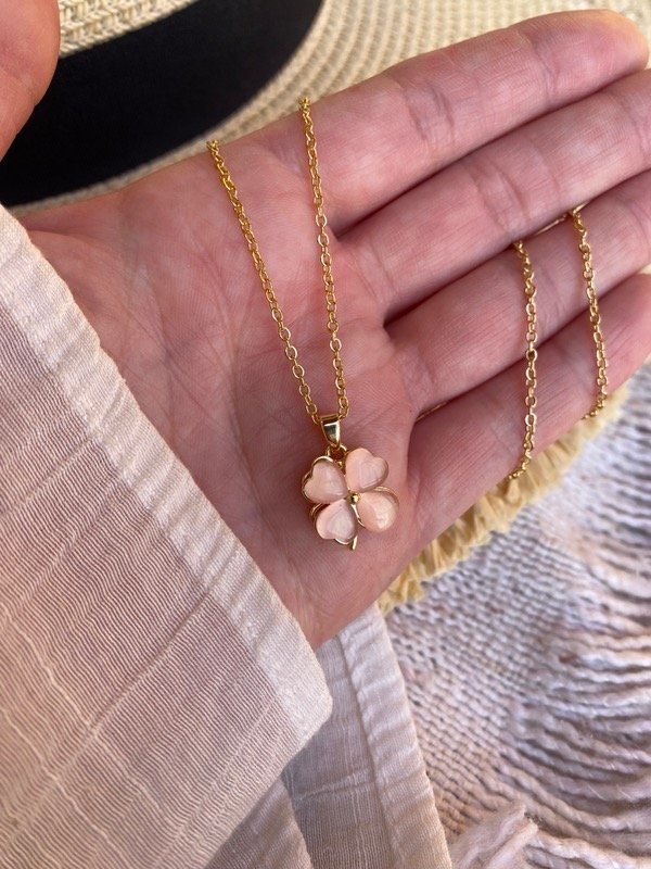 Producto - Collar giratorio Flor Rosa A.D