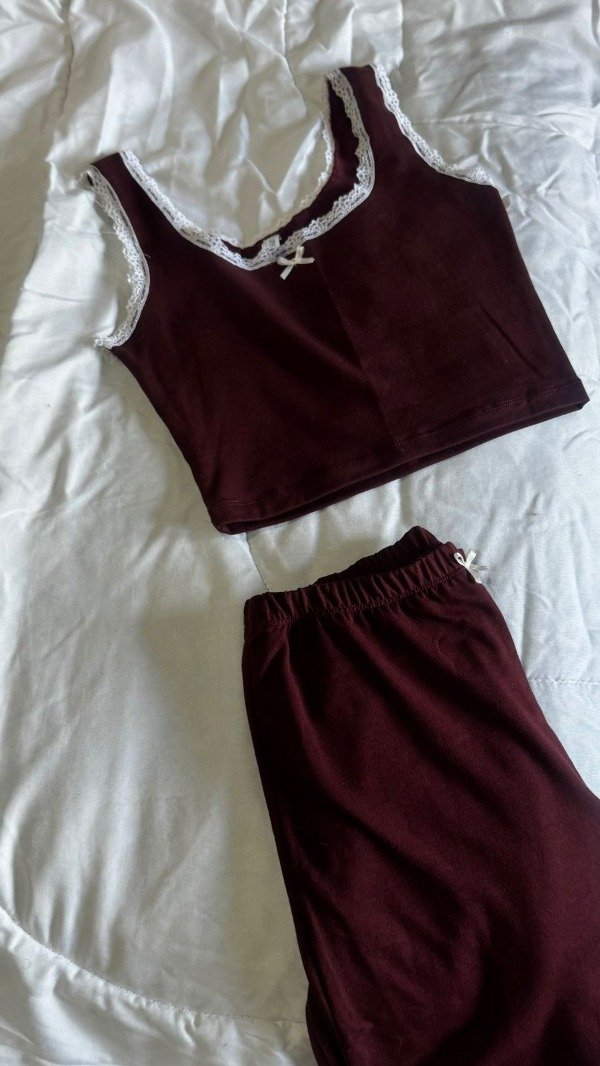 Producto - Pijama Aurora 02 #Bordo