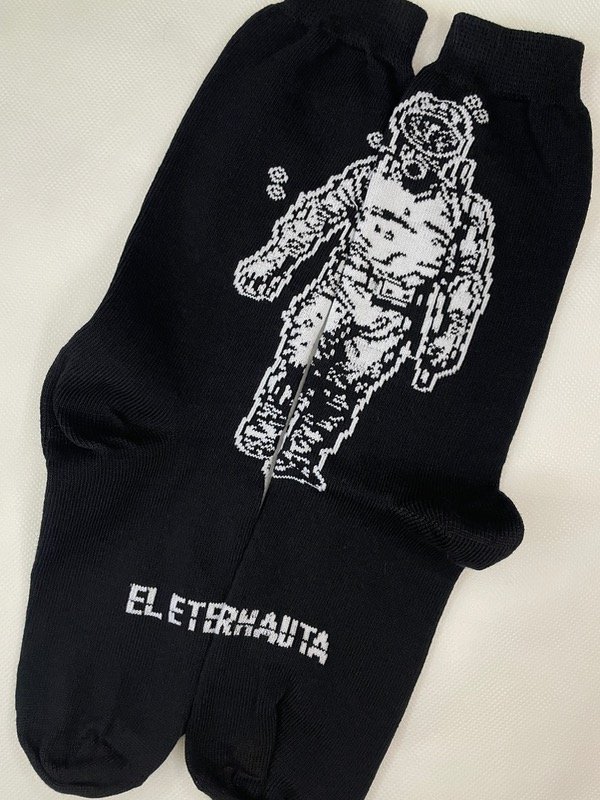 Producto - Medias El Eternauta