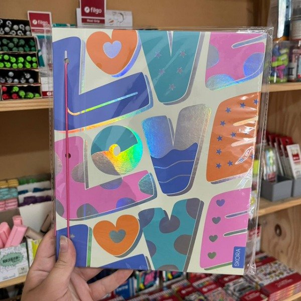 Producto - Carpeta love tornasol