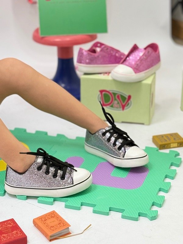 Producto - A 193 Zapatilla glitter con puntera