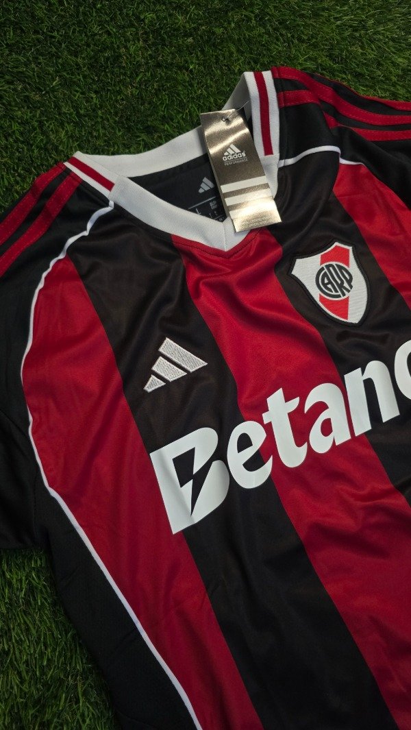 Producto - RIVER PLATE SUPLENTE 2026/27 - IMPORTADO - 3
